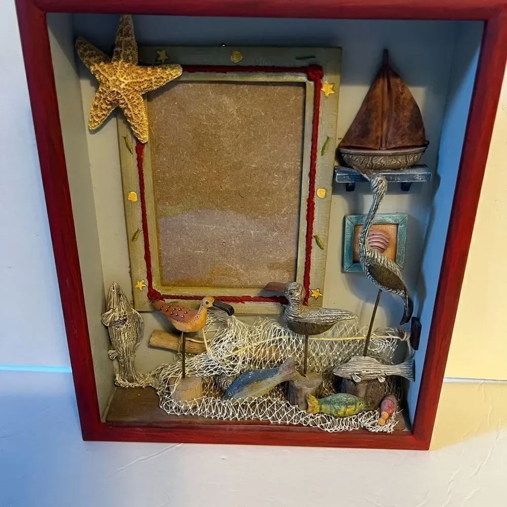 3D Shadow Box Photo Frame - Picture 2 of 8